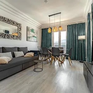 Beautiful 2 Bedroom Vista Del Mar , Costa Adeje (Tenerife) Spain